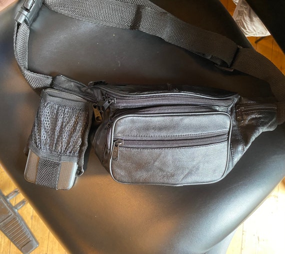 80’s Retro Black Leather Fanny Pack, Hiking Bag, … - image 2