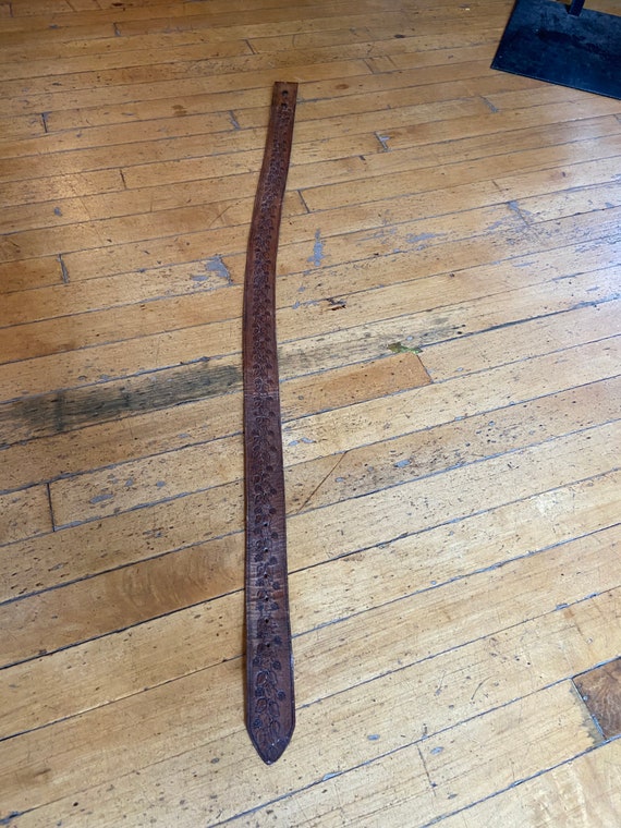 Hand tooled, leather belt, size 34 - image 6