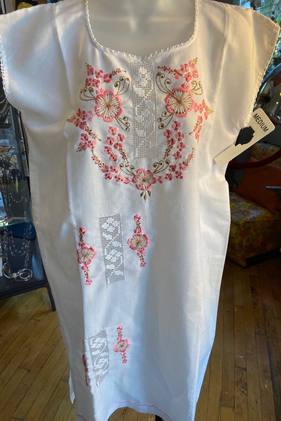 Small embroidered ethnic sack dress cotton - image 1
