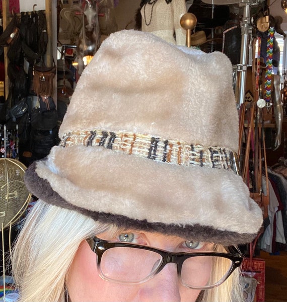 70’s Boho Tan and Brown Faux Fur Winter Hat - image 1