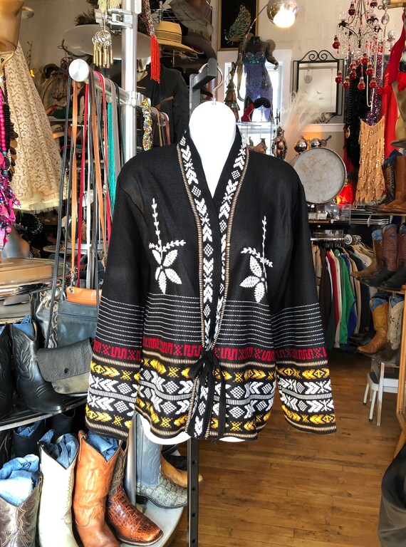 Embroidered black jacket Gem