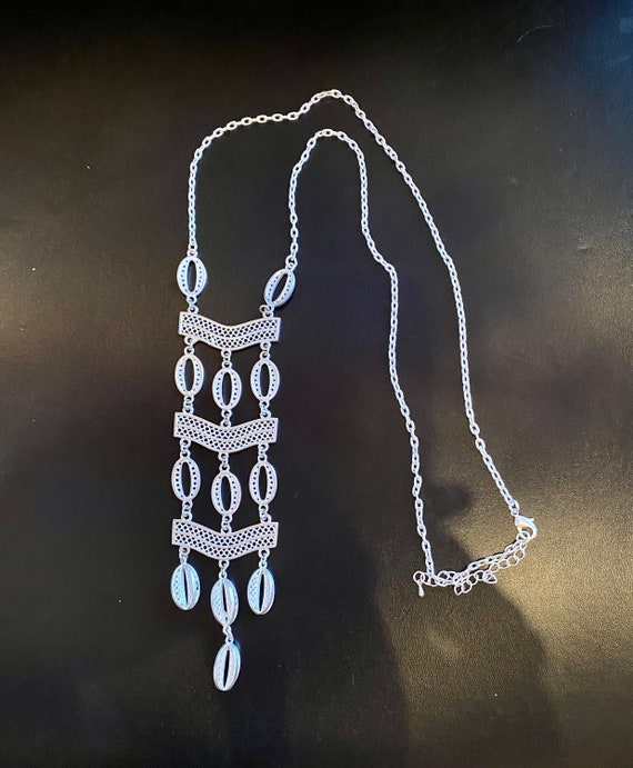 90’s Silver Metal Long Necklace