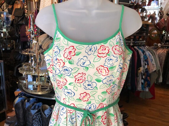 50’s Pinup Cotton Print Floral Sleeveless Dress