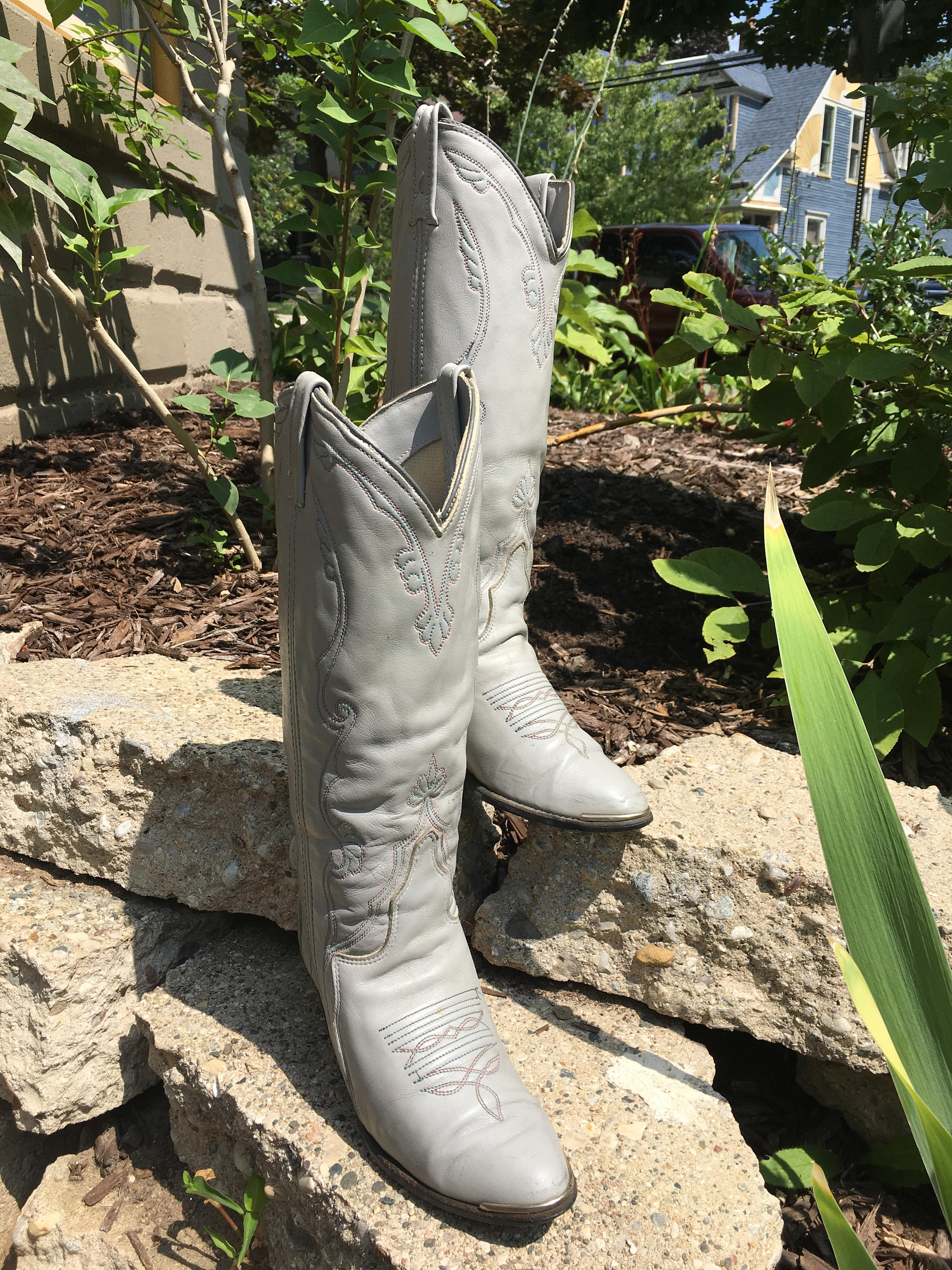 women's grey cowboy boots