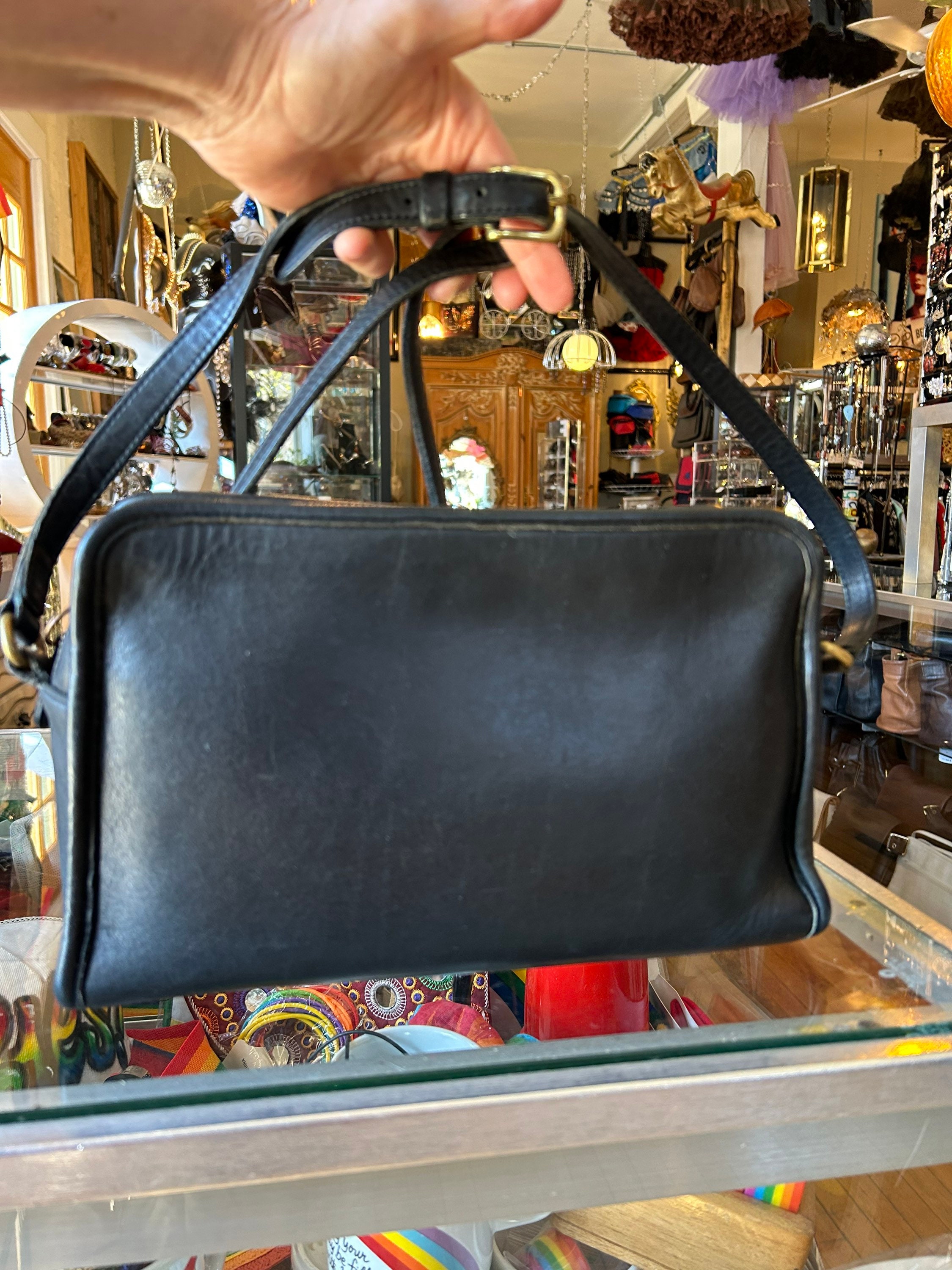 Authentic Vintage Coach Sutton 9814 Black Leather Bag