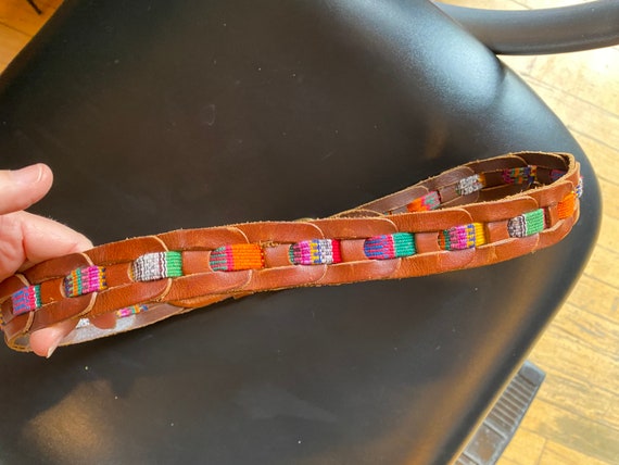 90’s Vintage Brown Leather Belt with Woven Band - image 5