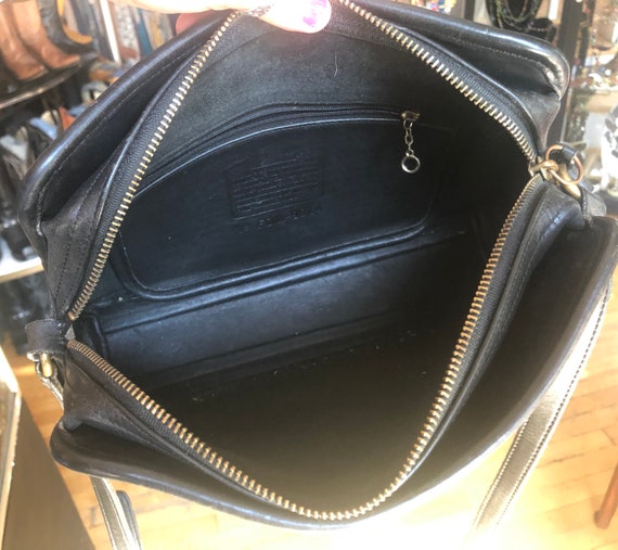 Coach Black Leather Crossbody Handbag/Purse with Gold Hardware | Leather  handbags crossbody, Cross body handbags, Leather crossbody