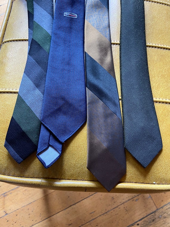 1960s polyester rayon skinny self tie neckties lo… - image 3