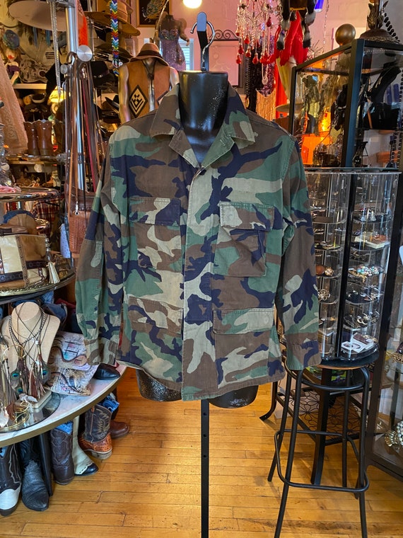Vintage 1990'S South Korean Army an-arkhos camouflage pattern bacterial camo military shirt jacket, men's size M polyester black type Vintage Second Hand main image 1