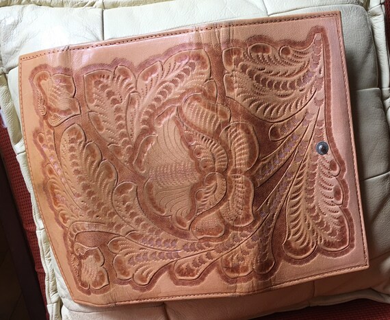 Vintage Leather Hand-tooled Wallet Purse - image 9
