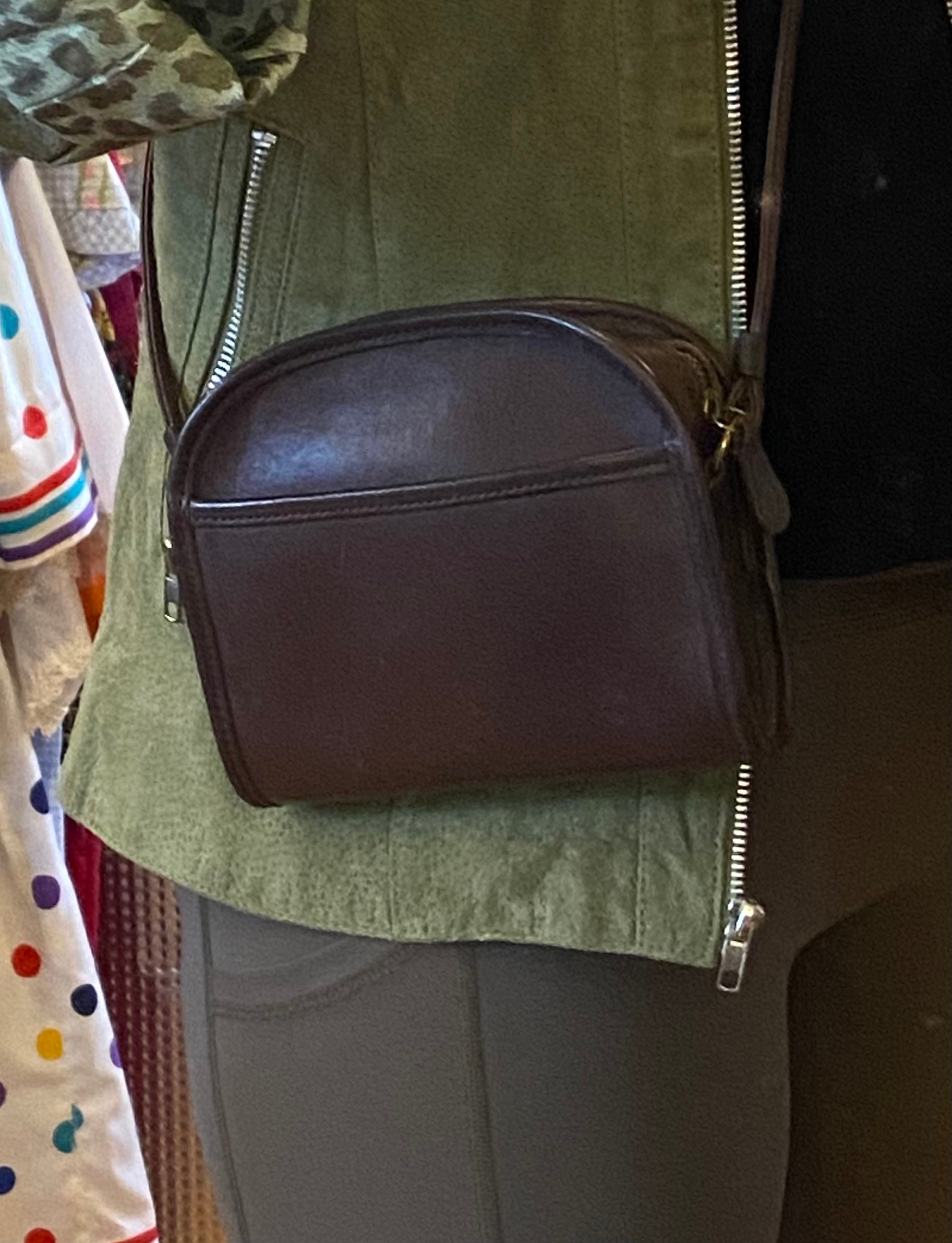 Coach Vintage Classic ‘90’s Tan Leather Top Zip Cross Body Bag NOB6C 4143
