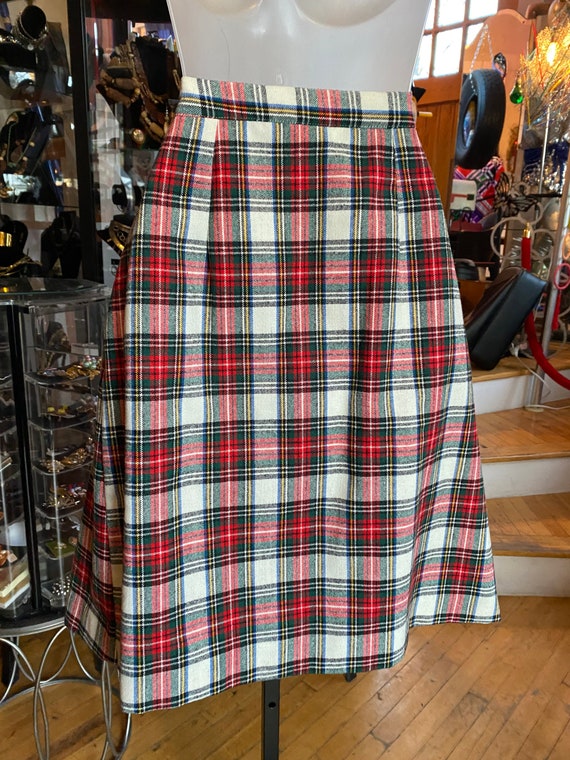 Authentic 70’s Vintage Scottish Style Plaid Pleat… - image 4