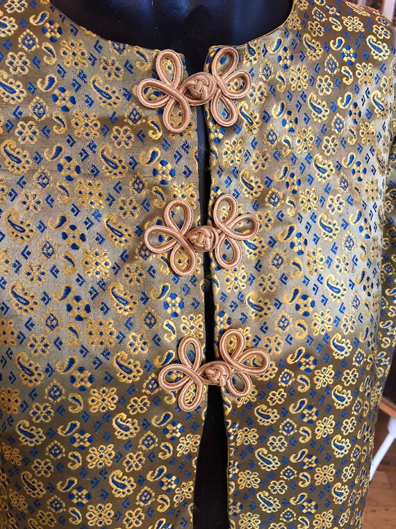 Vintage Handmade Asian 2 Piece Suit, Gold and Blu… - image 4