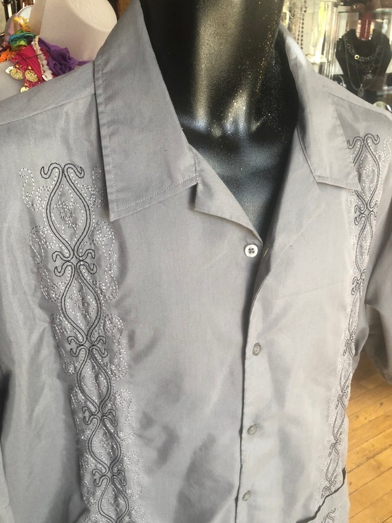 Vintage Guayabera Grey Embroidered Mens 