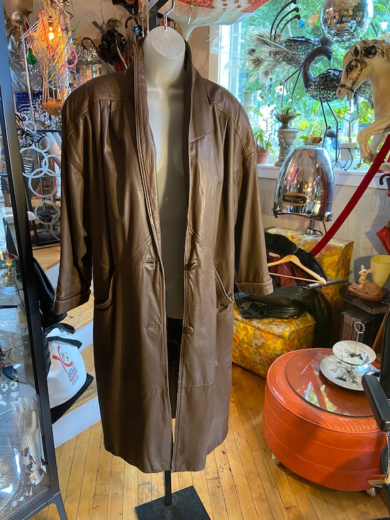 Light brown leather trenchcoat size large