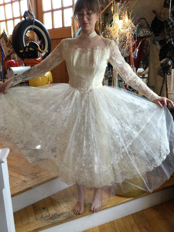 50’s Yellow White  Lace Wedding Dress - image 1