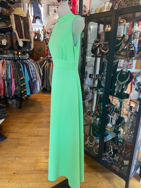 2 Piece 70’s Vintage Lime Green Poly Dress and Cr… - image 7