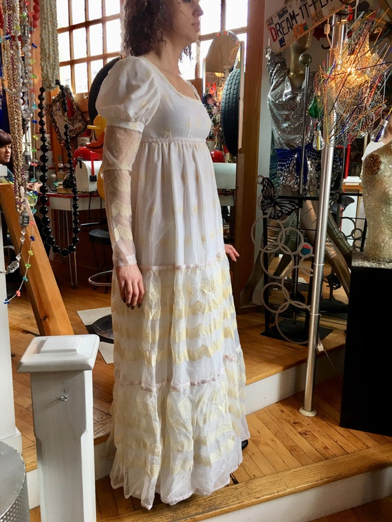 1970's Boho Bridal Dress, Wedding Dress, Cream and