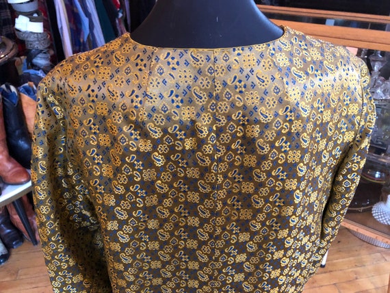 Vintage Handmade Asian 2 Piece Suit, Gold and Blu… - image 6