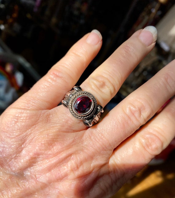 90’s Vintage Red Garnet and Black Onyx and Sterli… - image 1