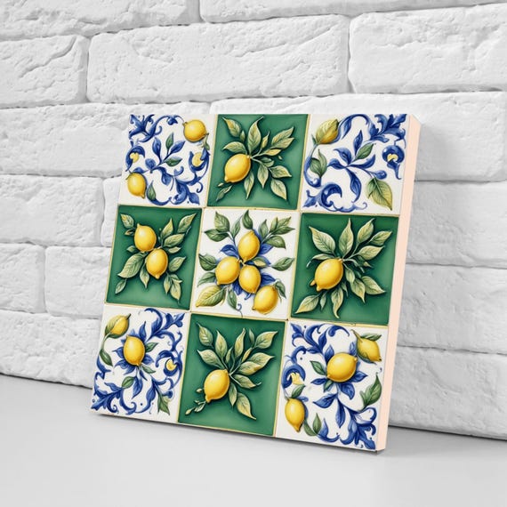 和製 マジョリカタイル　小さな黄色いバラ 和製 マジョリカタイル 小さな黄色いバラ 和製 マジョリカタイル