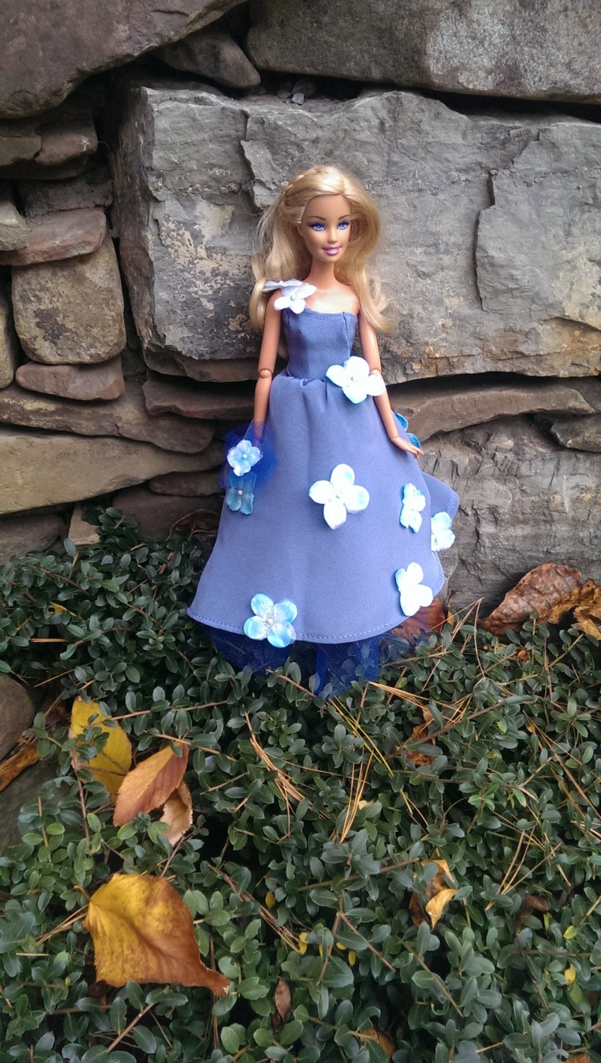 barbie blue dress with flowers Barbie: Fashion Avenue Doll Dresses