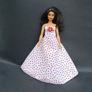 strapless   dress for Curvy Barbie with flower