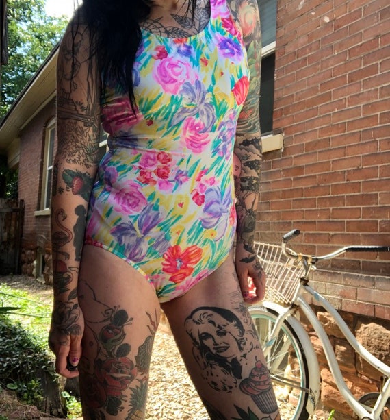 Watercolor Floral Print One Piece // Vintage Swim… - image 2