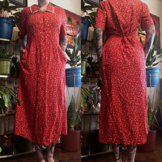 90s Does 40s Red Floral Print Dress