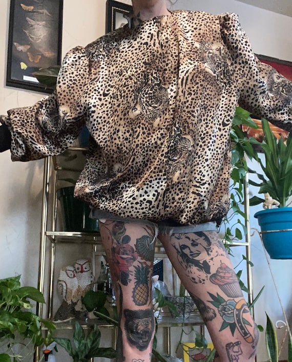 Leopard Print Pullover WindBreaker // Vintage Pul… - image 1