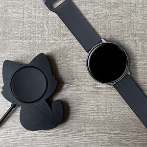 Cute Sitting Cat Skin/Cover for Samsung Galaxy Watch Charger