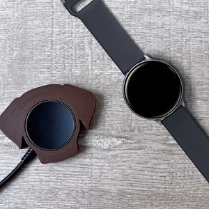 Cute Labrador Retriever Skin/Cover for Samsung Galaxy Watch Charger