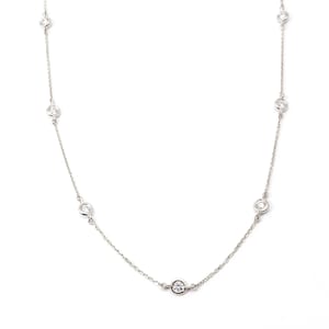 7 Diamonds Necklace, Dainty 14K Chain Necklace, Gold and Diamonds Necklace, Diamond by the Yard Necklace, Diamond Bezel Chain goopss