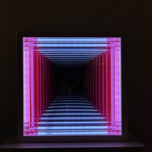 Apertur-Kinetic LED light sculpture-infinity box--geometric abstract light artwork-Limited edition