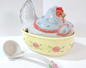 Vintage Fitz and Floyd Nesting Hen Oval Soup Tureen with Ladle 3 Piece Set, Large Chicken Soup Covered Ceramic Serving Bowl