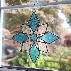 Blue Snowflake Stained Glass Suncatcher, Christmas Ornament, Snowflake Ice Crystal Ornament, Christmas Decoration, Winter Decor