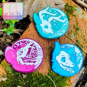 Pins de esmalte de animais fantasmas - Raposa - Veado - Gambá