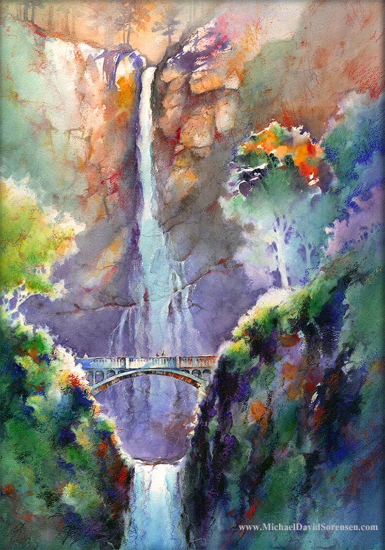 Peut inclure: Peinture &agrave; l'aquarelle d'une cascade descendant d'une falaise rocheuse avec un pont enjambant le bas des chutes. La peinture pr&eacute;sente des couleurs vives, y compris des nuances de bleu, de vert, de violet et d'orange.