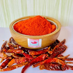 Rotes Chilipulver - gemahlen Lal Mirch - Scharfes indisches Chili