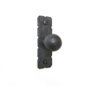 HK19 rancho monterey hardware iron rustic cabinet knob pull hammered finish