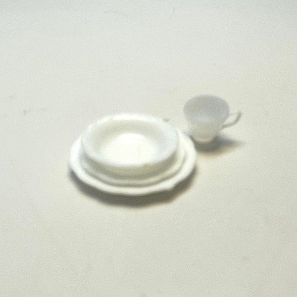 Dollhouse Chrysnbon Plates, Place Settings, Plastic, Eating, Miniature, Kitchen, 1:12 Scale