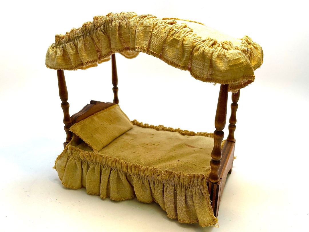 Hall's Lifetime Toys Dollhouse Canopy Bed, Bedroom Furniture, Wood