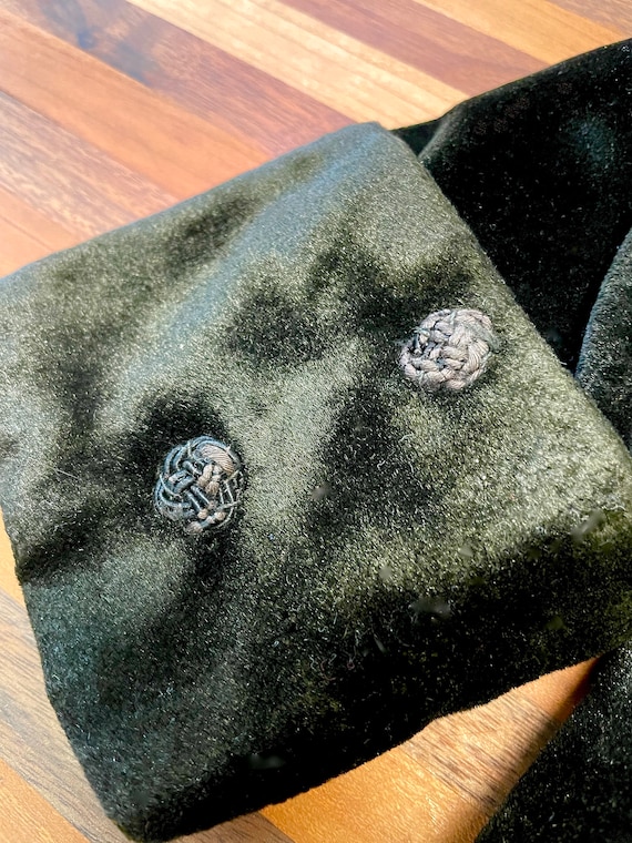 Edwardian Childs Silk Velvet Coat, Black, Blue Si… - image 7