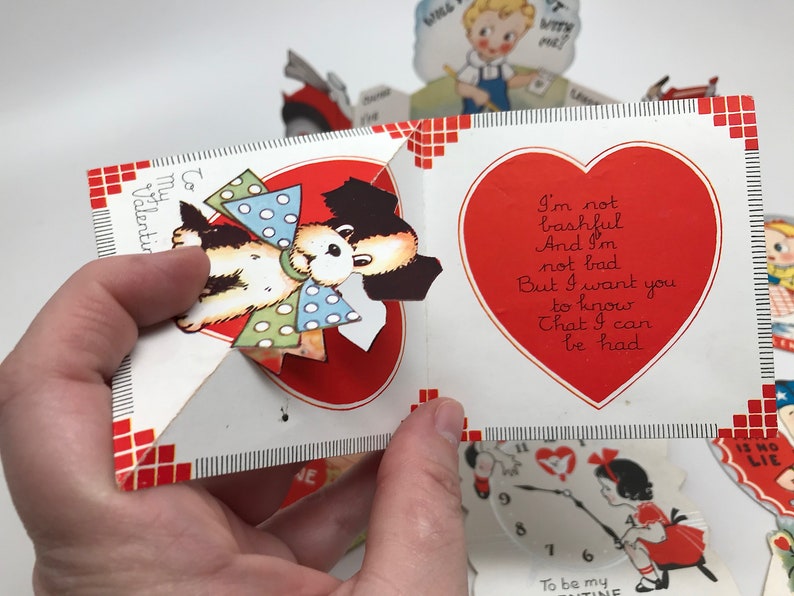 Lithograph Paper Scraps 7 Greeting Cards Dye-Cut c1940/'s Scrapbook Vintage Valentines Embossed Ephemera