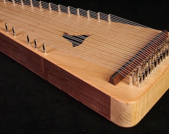 James Jones 2 1/2 Octave Alto Bowed Psaltery, 7/8" pin spacing, C6-G3  (all solid wood) w/soft case #15