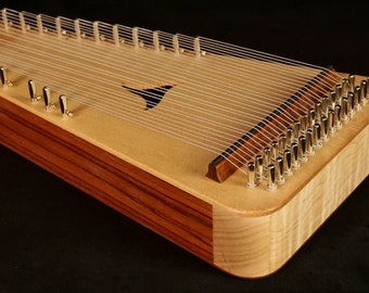 James Jones 2 1/2 Octave Alto Bowed Psaltery, 3/4" pin spacing, C6-G3  (all solid wood) w/soft case #9