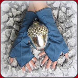 Light Blue Arm Warmers fingerless gloves ~ Festival Style Frozen Blue Fleece ~ Pixie Fairy Leaf armwarmer, Renaissance Faire cosplay.