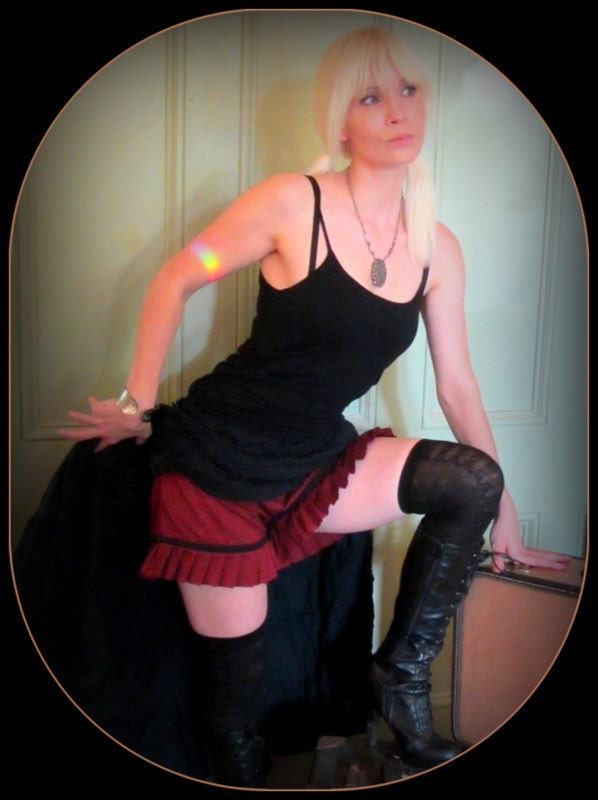 Red Ruffle Shorts Steampunk Bloomers ~ Vintage Victorian Style Underw…