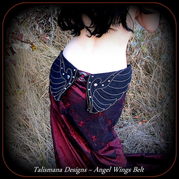 Cinturón de utilidad ~ Bolso de cinturón de cadera Dark Angel Wings con bolsillos ~ Tela de lona negra ~ Vegano ~ Madre de dragones Cosplay ~ Steampunk ~ Cinturón de bolsillo