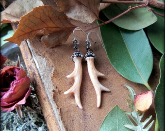 Cottagecore earrings carved as little deer antlers, Renaissance Faire Jewelry, Cottage Core Forest Witch earrings Mori Girl Ren Faire